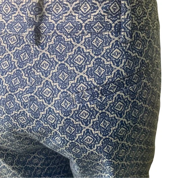 PURE COLLECTION Geo Print Cotton Capri Pants Blue and White - Picture 14 of 16
